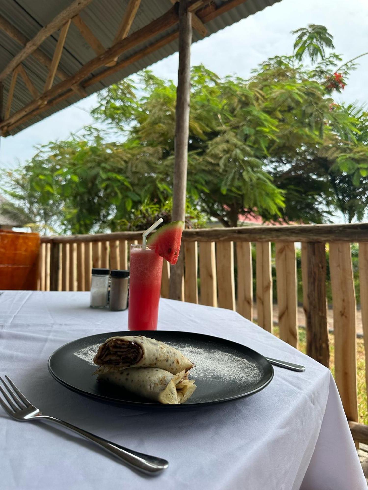 Relax Hotel Taj Nungwi Ngoại thất bức ảnh