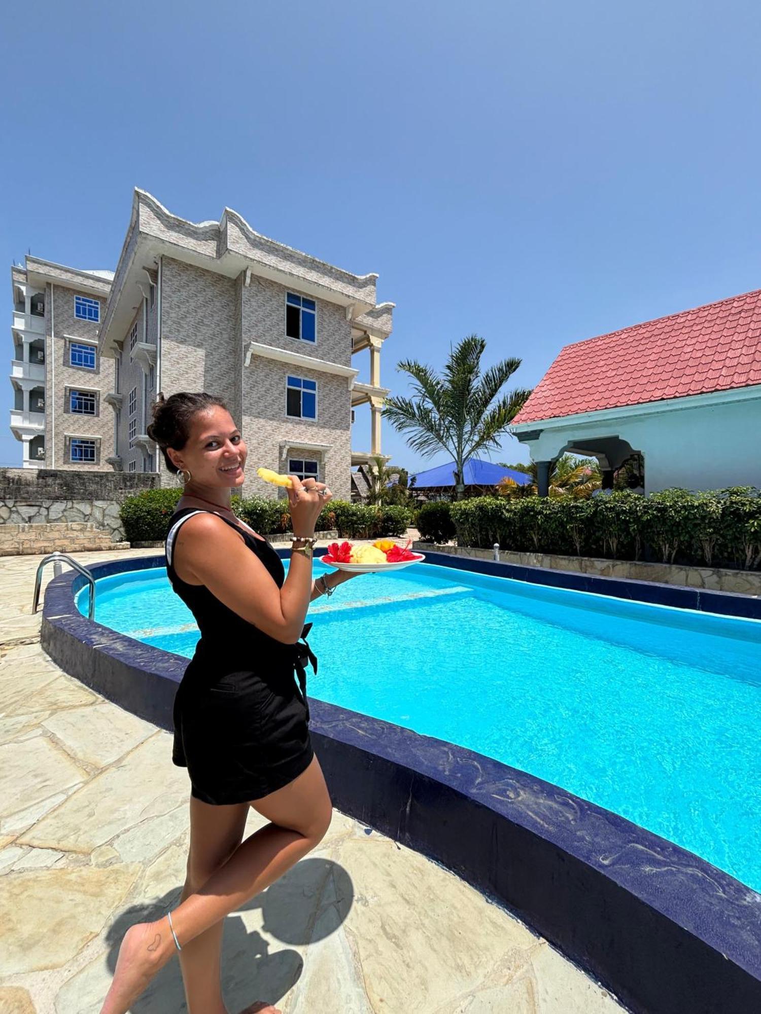 Relax Hotel Taj Nungwi Ngoại thất bức ảnh